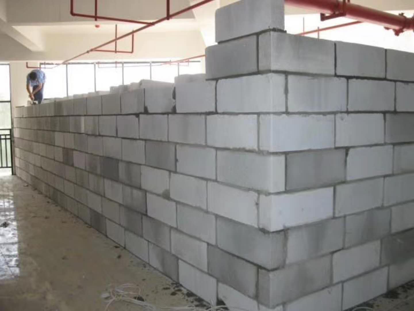 清涧蒸压加气混凝土砌块承重墙静力和抗震性能的研究